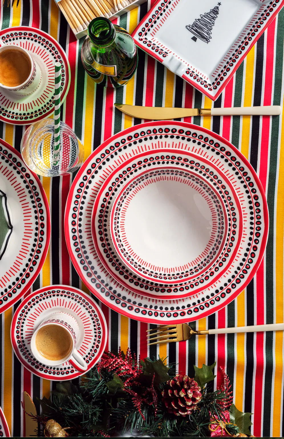 Holiday Collection Yemek Takımı, 12 Parça Kırmızı